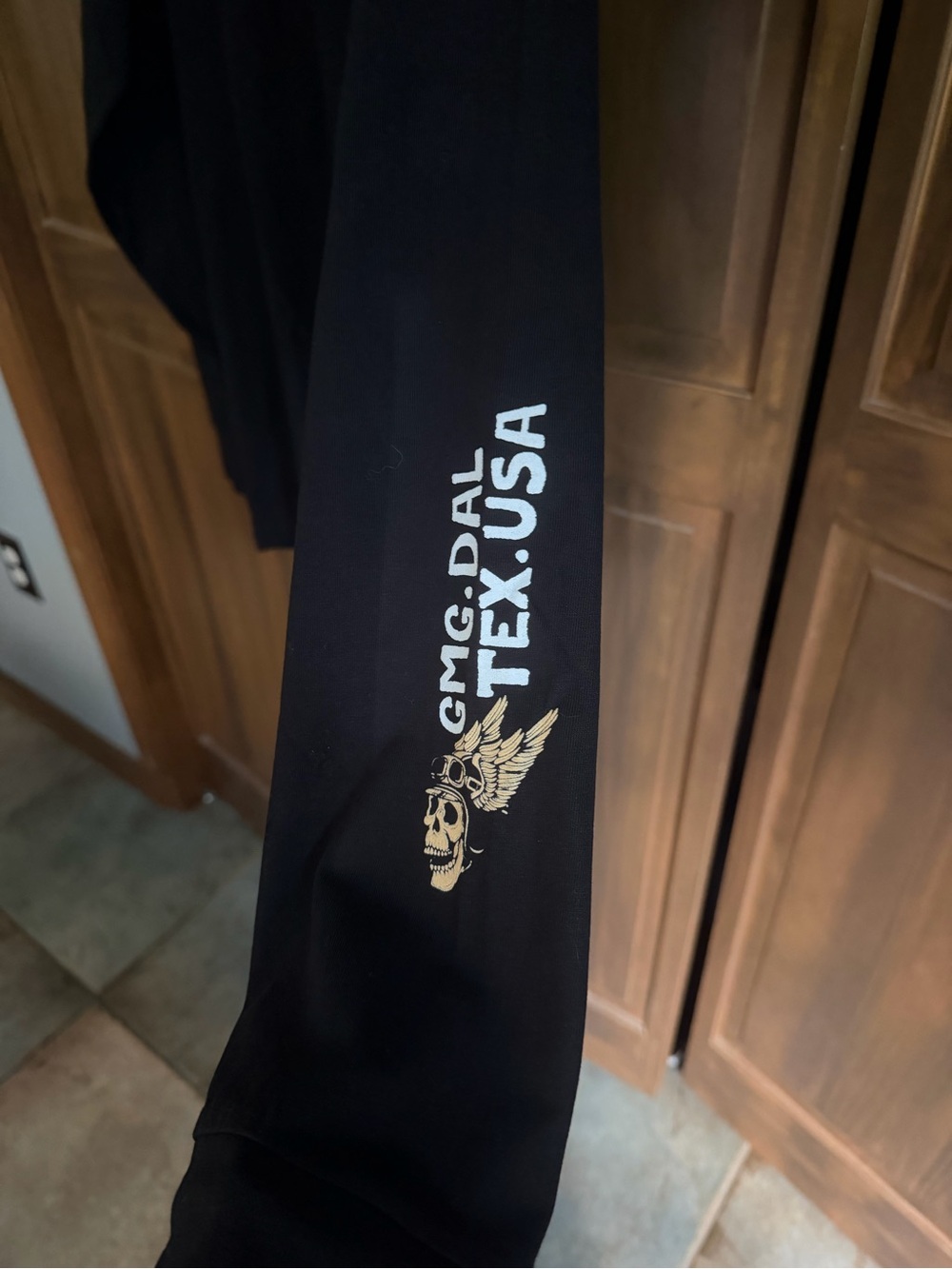 NWOT Gas Monkey Garage Men’s Black Long Sleeve Graphic Tee - Picture 5 of 7